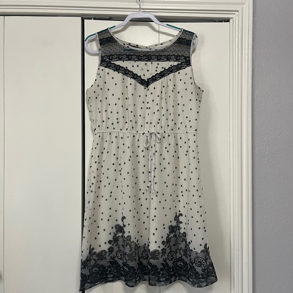 Maurices Womens XL Polka Dot Sleeveless Dress Lace Trim Mesh Yoke White Black - Picture 6 of 6